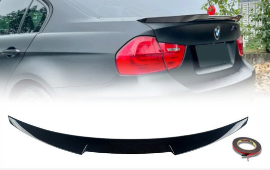 BMW E90 (2005–2011) M4-stiilis spoiler, läikiv must