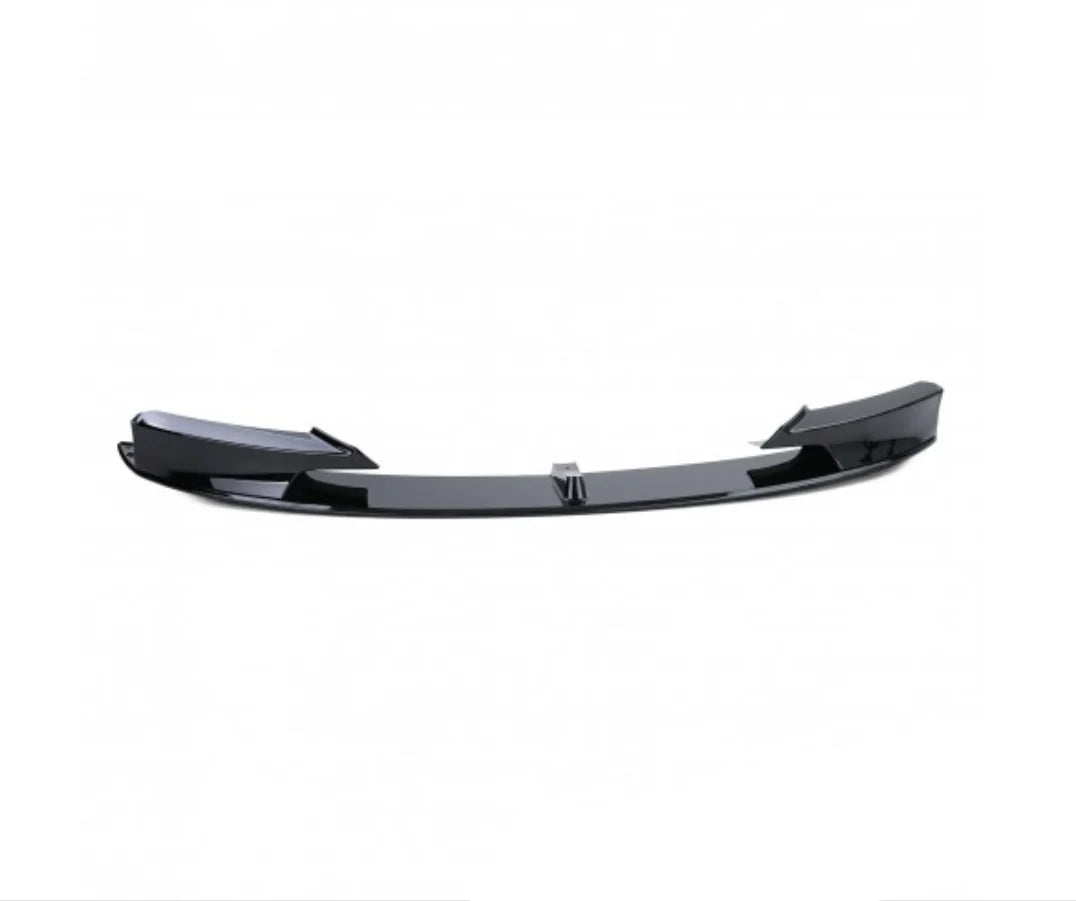 BMW F30 / F31 Performance-stiilis esi-spoiler, läikiv must: EKSTRA-TUGEV VERSIOON